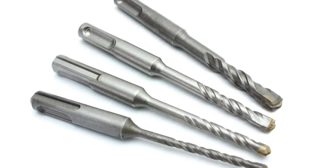 Jak wygląda wiertło do betonu? Poznaj kluczowe cechy i różnice